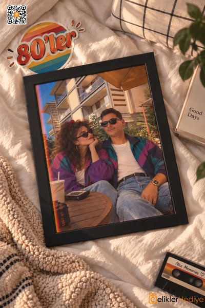ÇELİKLER HEDİYE 80'ler Akımı Kişiye Özel Fotoğraf Çerçevesi Retro Nostaljik S...
