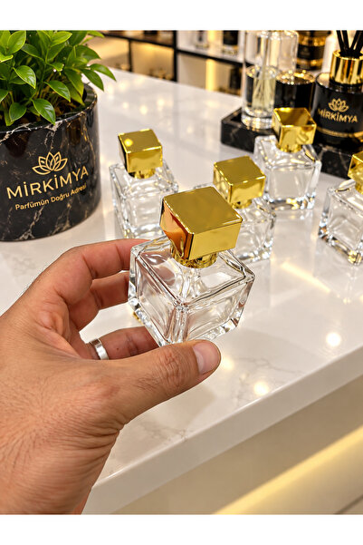 Mirkimya 5’li 50 ml Kare Cam Parfüm Şişesi Altın Kapaklı Kolay Kapatmalı Spre...