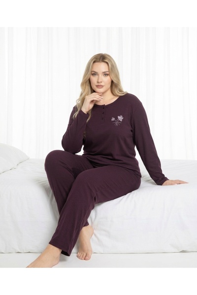 GOOD NİGHT Kadın Büyük Beden Mürdüm Çiçek Nakışlı Düğmeli Interlok Pijama Takımı