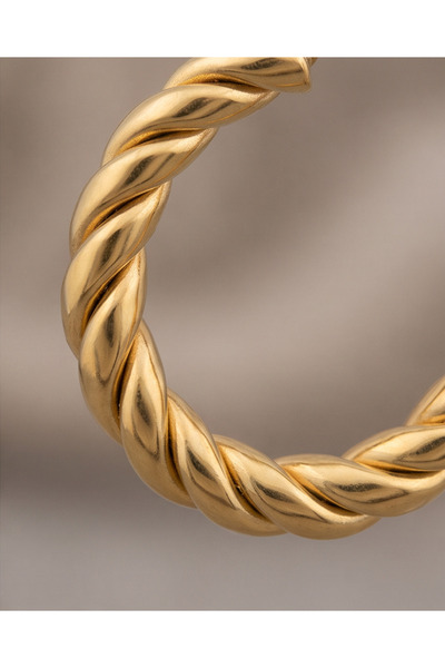 staınless steel Showy Women's Gold Hoop Earrings - a Quality Steel - Does Not Tarnish