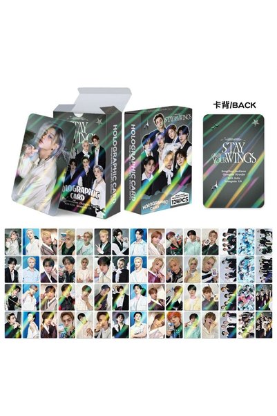 Kpop Dünyasi STRAY KIDS '' Stay With Your Wings '' Çift Yön Baskılı Hologramlı Lomo Card Seti (60 Pcs)