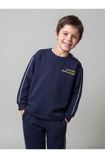 LC Waikiki Rmz Gi̇yi̇m Farkiyla Zero Roba Collar Printed Boys' T-Shirt