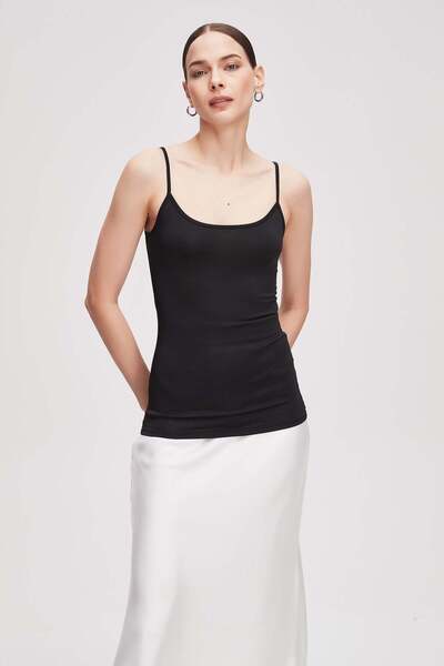 Livia Women's Plain Strappy Top