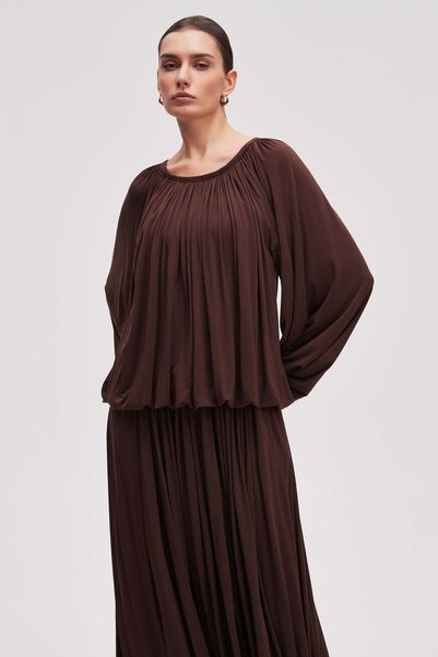 Livia Women's Mid-Length Plain Long-Sleeve Blouse