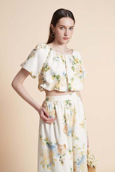 Yola Cropped Patterned Blouse with Short Sleeves