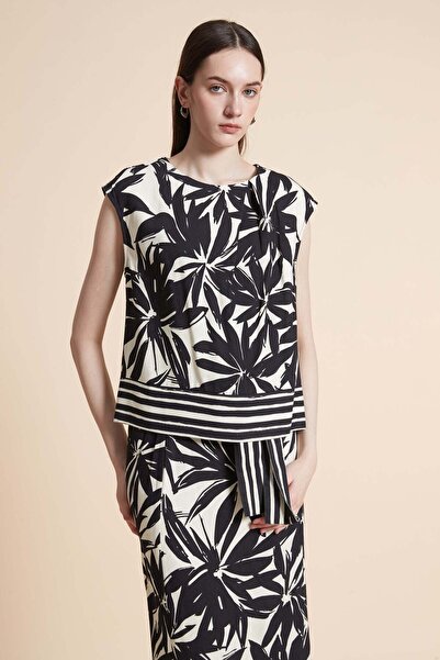 Yola Patterned Sleeveless Blouse