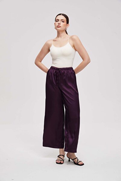 Livia Women's Wide-Leg Plain Trousers