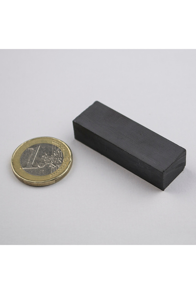 Magnitech Ορθογώνιος Μαγνήτης Φερρίτη 45x15x10mm Δύναμη Έλξης 2kg