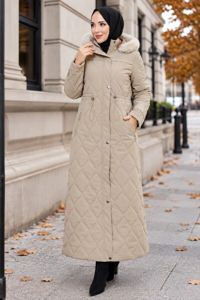 hafsamina Baklava-Muster, gesteppter Nova-Mantel in voller Länge, Beige HM2964