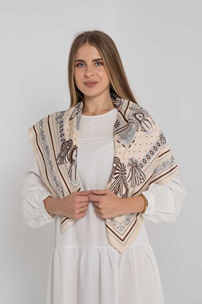 Nichii Patterned Square Small Scarf