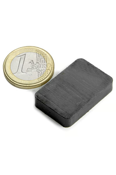 Magnitech Ορθογώνιος Μαγνήτης 30x20x10mm Φερρίτης Δύναμη Έλξης 1.7kg