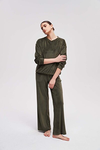 Livia Women's Plain Long-Sleeve Pyjama Set