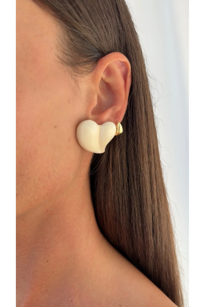 Luparadis Special Series Heart Design White Hawai Earrings