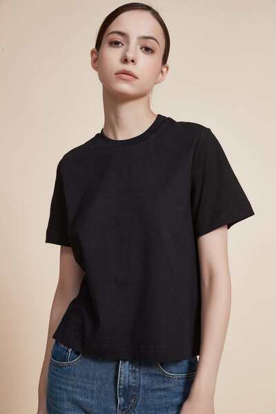 Yola Plain T-Shirt with Round Neck and Short Sleeves