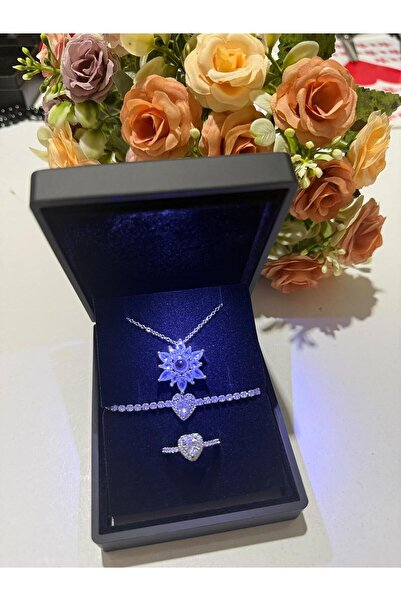 HKN AVM ACCESSORİES Işıklı Kutuda 100 Dilde Seni Seviyorum Lotus Kolye Gümüş Renk Ayarlanabilir Kalp Yüzük Kalp Bileklik Ciddi İlişki Yüzük Sevgililer Günü Hediyesi Doğum Günü Hediyesi