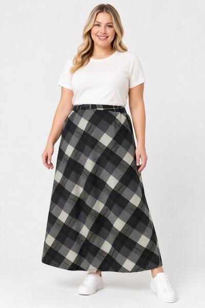 Orly More Plus Size Women's Elastic Waist Skirt