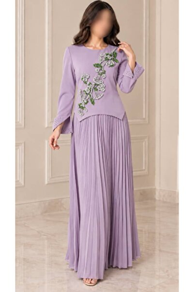 cucci Long Dress with Pleats and Floral Embroidery