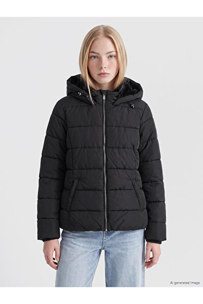 LC Waikiki Peak New Season Black Hooded Women's Puffer Jacket