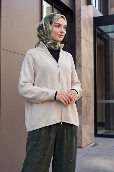 HİJABAYA Half-High Collar, Zipper, Stitching Detail, Long-Sleeved, Oversized,...