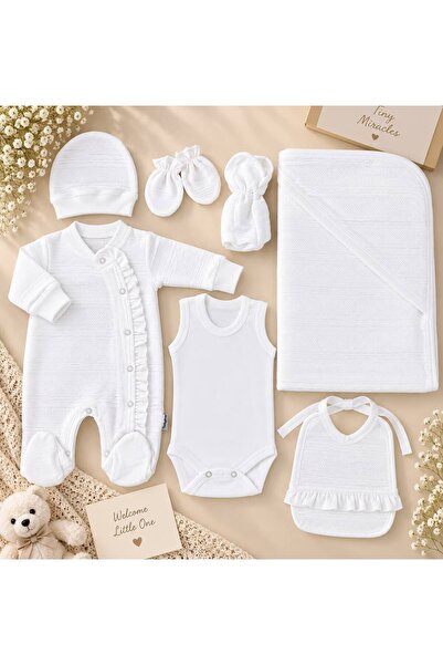 Baby day طقم استقبال مواليد فاخر 7 قطع بنسيج محبوك وتفاصيل كشكشة ناعمة - أبيض