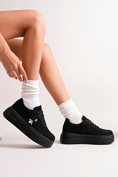 BAHRİNA Kadın Siyah Süet Yıldız Kelebekli Kalın Tabanlı Sneaker