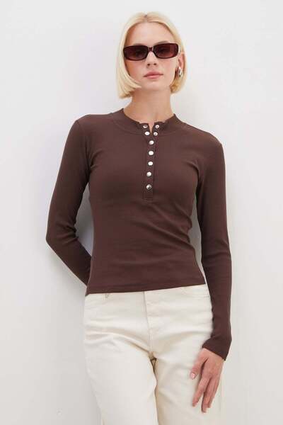 Fulla Moda Ribbed Half Snap Collar Slim Fit Blouse