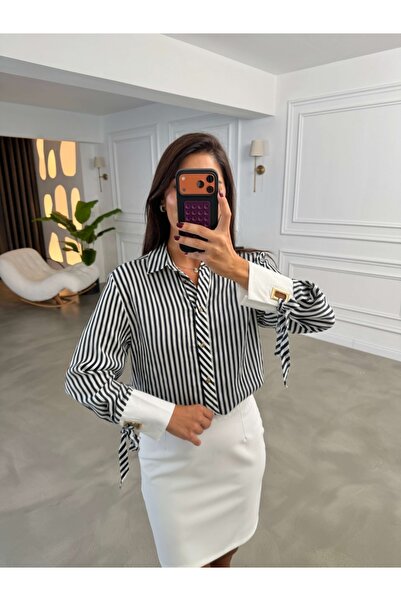 Elif Özbey Butik Lacivert Kol Detaylı Çizgili Gömlek