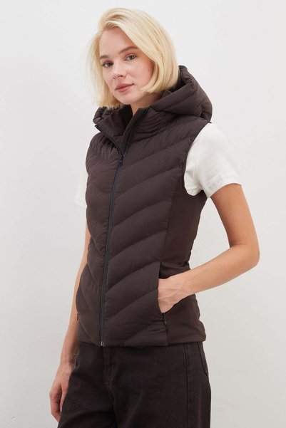Fulla Moda Vestă gonflabilă cu glugă și garnitură din material textil Scuba