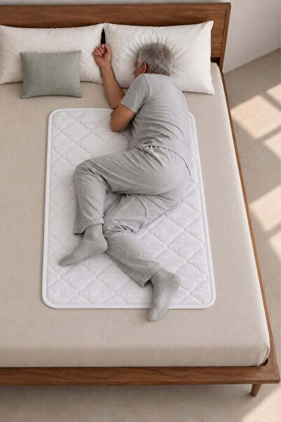 vivamaison Sıvı Geçirmez Kapitoneli Alez Yıkanabilir Yatak Koruyucu Ped 70x100 cm Beyaz