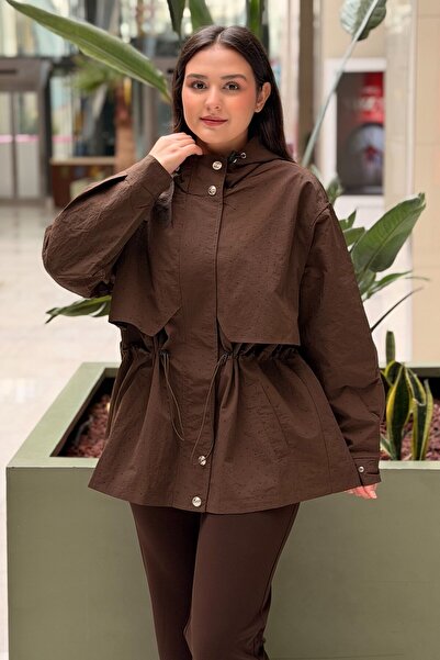 Ghisa Stone Embroidered Hooded Zippered Coat
