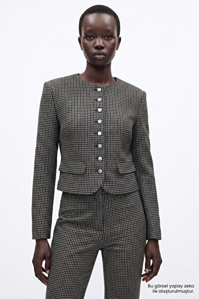 Exquise Crew Neck Padded Lined Slim Fit Jacket