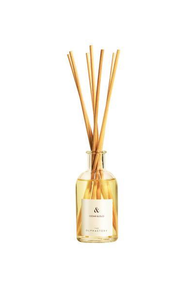 The Olphactory Cedru și Oud, Bețișoare parfumate, Difuzor cu bețișoare, 100 ml