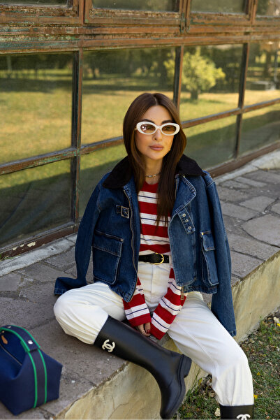Özge Özgenç Yakası Kadife Torba Cepli Denim Ceket