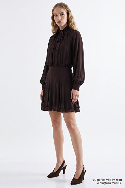 Exquise Regular Mini Dress with Scarf Accessory That Fits at the Waist