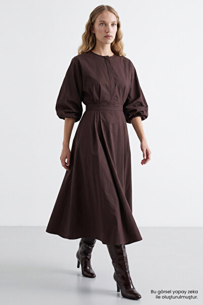 Exquise Regular Midi Dress with Balloon Sleeves and Elasticated Back