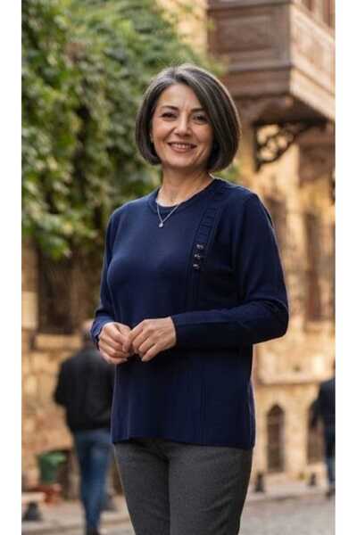 güncüoğlu Pulover de damă cu model propriu și detalii din piatră.