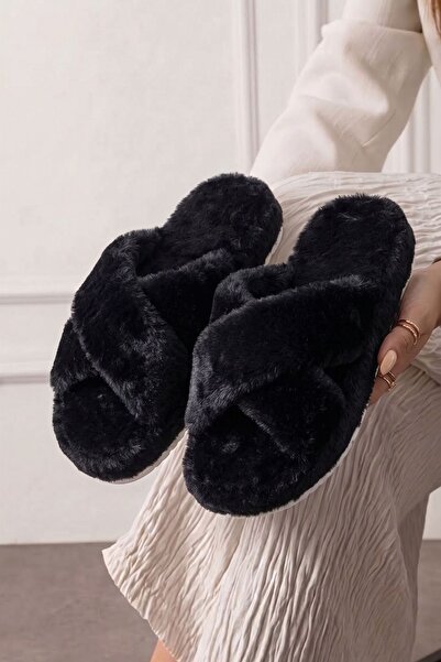 FUGA MODA Krossa Black Cross-Strapped Plush Women's Winter House Slippers