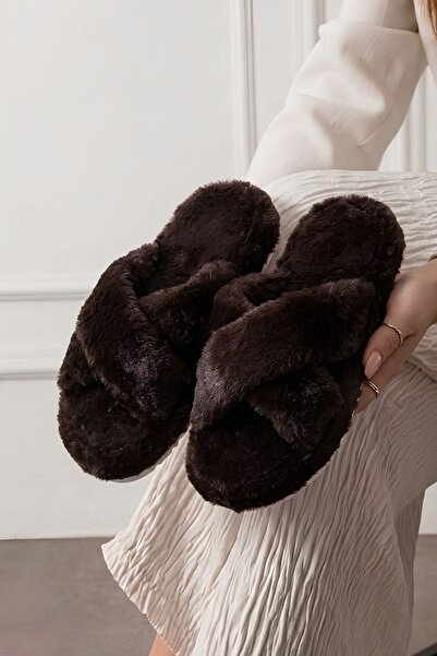 FUGA MODA Krossa Brown Cross-Strapped Plush Women's Winter House Slippers