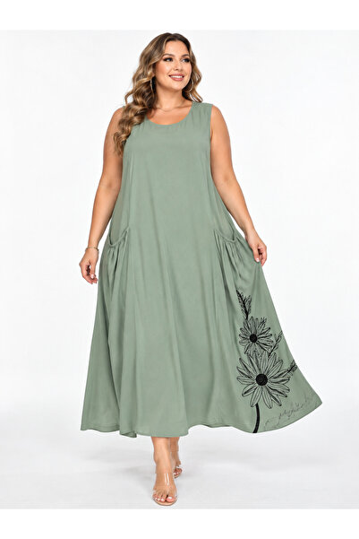 Trieste Plus Size Floral Printed Stone Embellished Sleeveless Women's Dress w...
