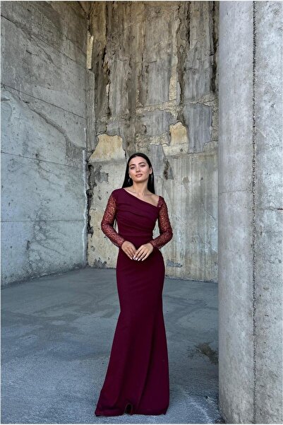 Butik Kadın Asimetrik Yaka Taş Detaylı Maxi Abiye Elbise