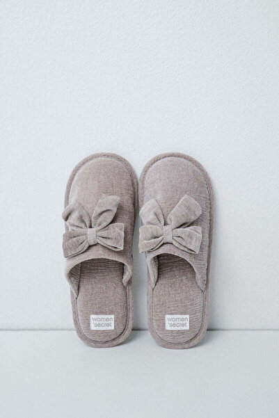 Women'secret Grey velvet bow slippers