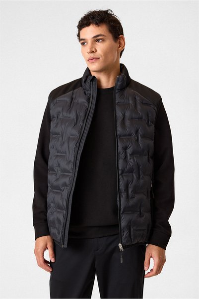 Back And Bond Regular Fit Black Filling Vest