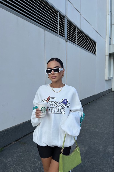 LADY HAZAL White Unisex Trouble Maker Printed Crew Neck Oversize Patterned Fa...