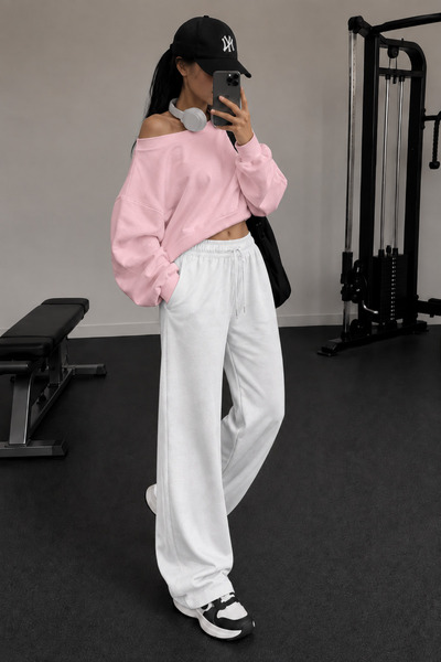 Keywest Women's New Season Boat Neck Sweatshirt - Loose Leg Sweatpants 2-Piece Set