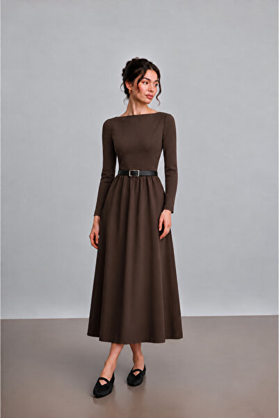 Nika Fashion Γυναικείο μακρυμάνικο φόρεμα μίντι με ζώνη και λαιμόκοψη καγιάκ
