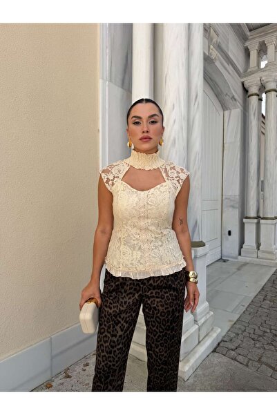 ROUPAS COLLECTİON Charlotte Özel Tasarım Dantel Detay Bluz