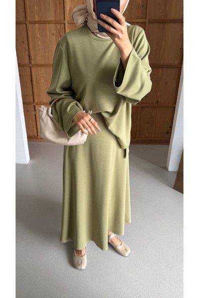 Bliss Women's Hijab Two-Piece Set Tunic-Skirt Comfortable Fit Top and Bottom Set