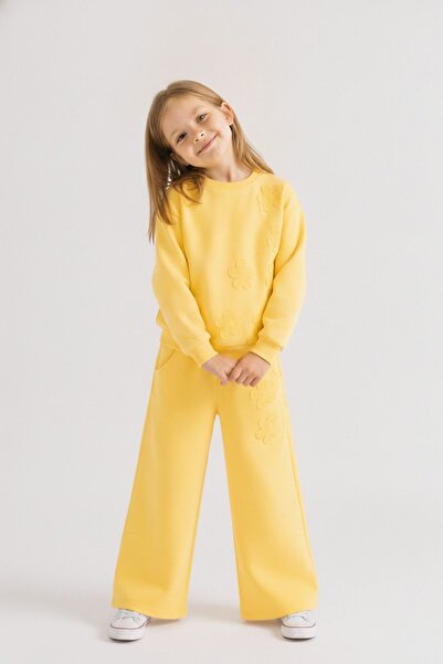 HAUSEkids 4-8 Years Old Madison Pearl Girls' Set-Yellow