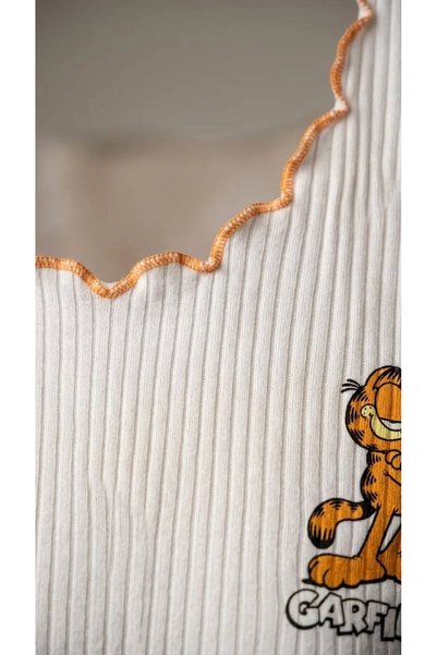 Eleganse Women's Garfield Patterned Pajama Set White Short Sleeve Top / Long Pants Comfortable Home Wear