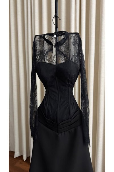 Heidi Black Long Evening Dress Corset Design Sweetheart Neckline Elegant Sheer Lace Sleeve Dress